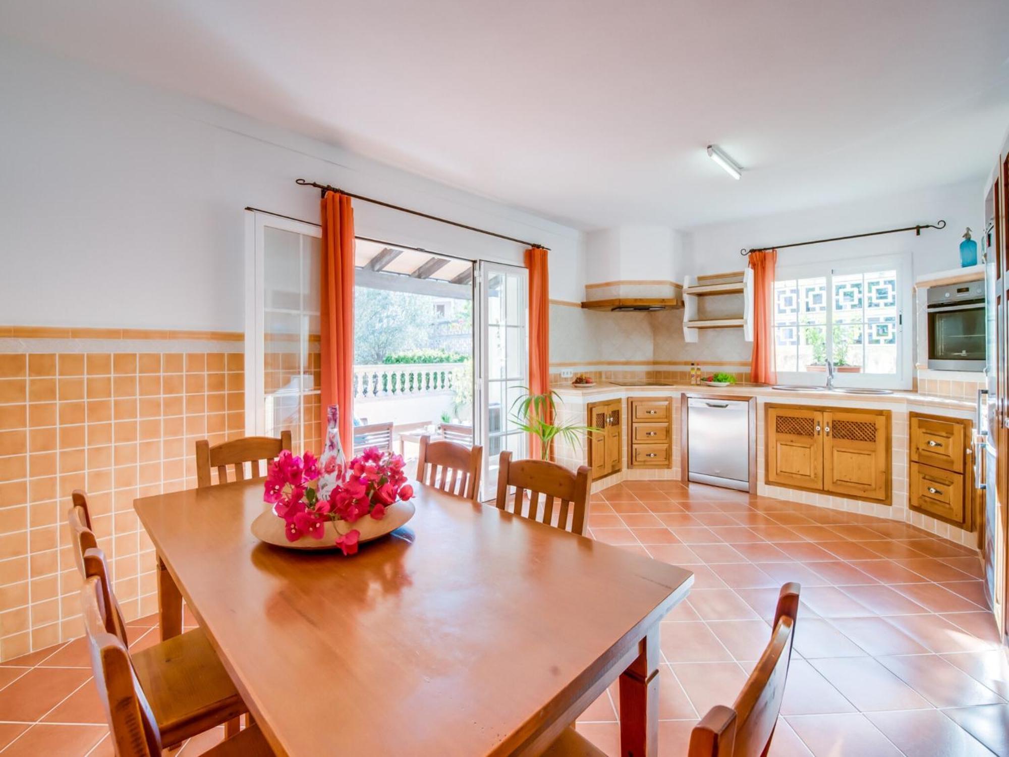 Vakantiehuis House With Pool Near The *